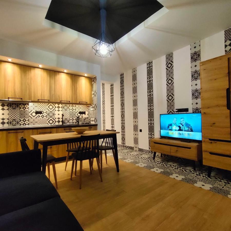 Gekas Premiun City Center Apartment Kalampáka Dış mekan fotoğraf